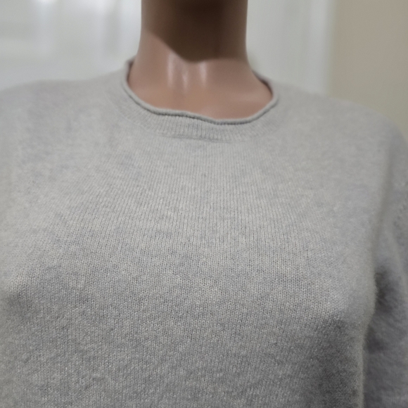 Rachel Zoe Light Gray Crew Neck Sweater - Picture 3 of 5